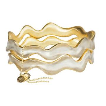 Winding wave-shaped bangle with natural element