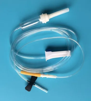 Winged Flow Regulator Disposable IV Medical Infusion Set