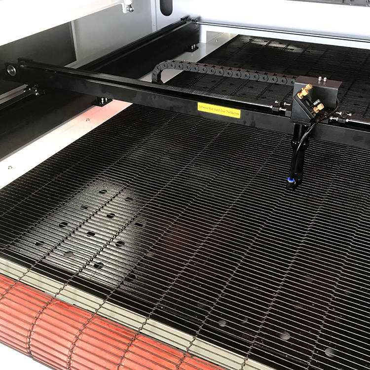 auto feeding laser cutting machine co2