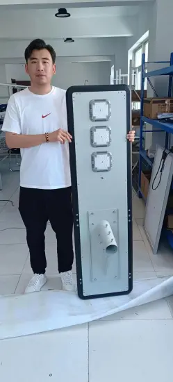 semi integrated solar street light