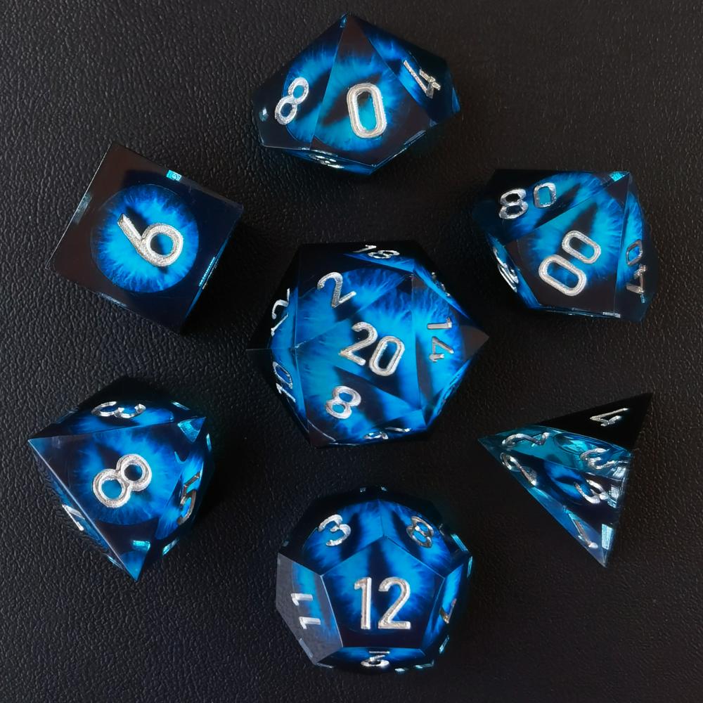 Dungeons And Dragons Resin Dragon Eye Dice 1