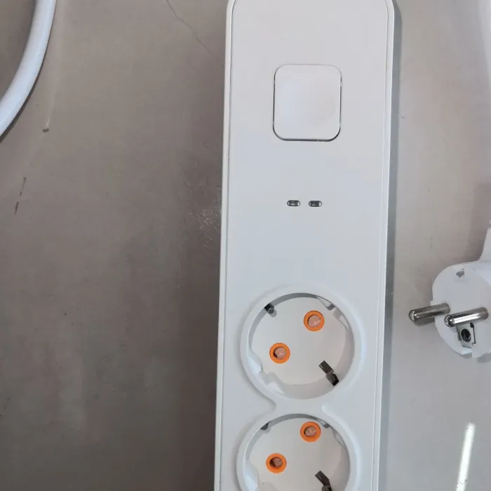 Soket Ekst 5 Arah dengan USB 3,4A