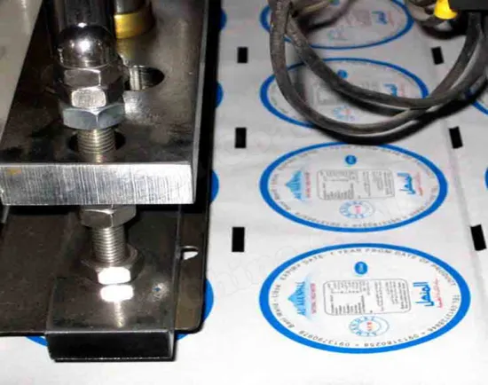 CE standard Manufacture Full Automatic Yogurt Cup Filling Sealing Machine yo