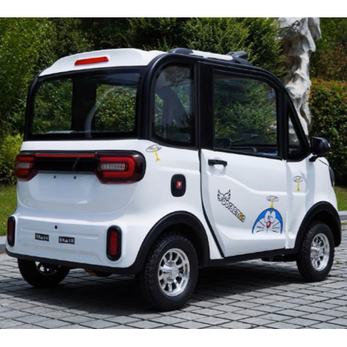 Four wheel drive hybrid electric car