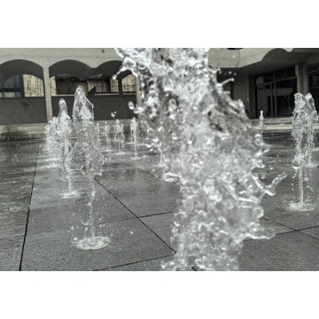 Music Dancing Dry Deck Fountain