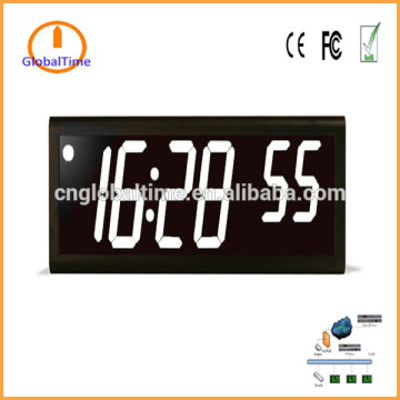 GlobalTime plastic case 6-digit digital 7-segment white LED NTP wall clock