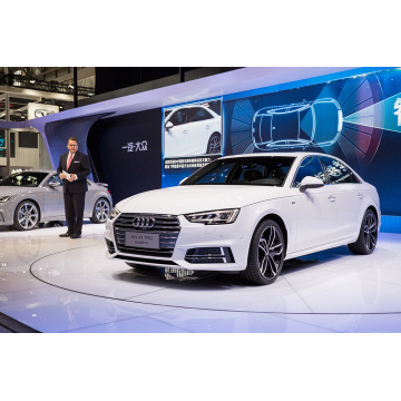 Neues Benzinwagen Luxusauto Audi A4L (2023)