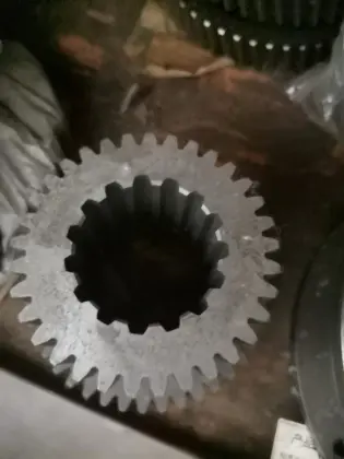 Shantui SD32 bulldozer spare parts case 175-15-41211