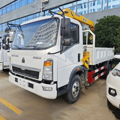 SINOTRUK XCMG Telescopic Boom Truck Mounted Crane
