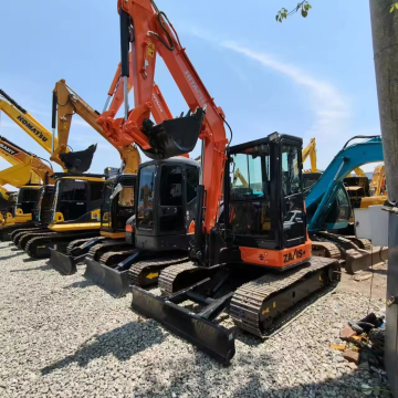 Japan-Made Hitachi ZX55 Used Crawler Excavator for Sale in Reliable Performance and Good Condition