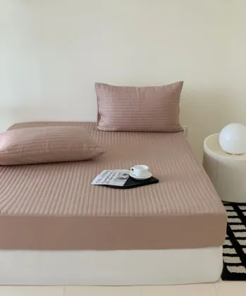 Stylish Bed Cover Bedroom Essential