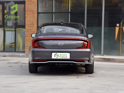 Electric Cars: Hyundai MISTRA Motor in Stock - Deposit Now for High-Quality Ev Electric Sedans