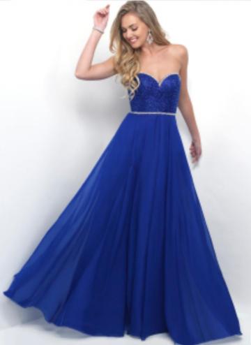 Woman's Sweetheart Long Chiffon Prom Dress