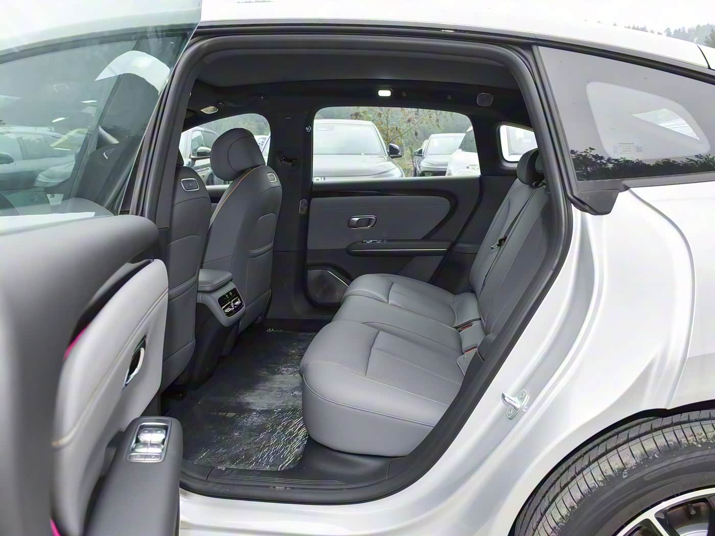 2026 Model 240 Laser Ultra