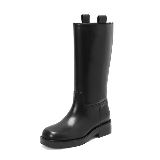 Women Knee High Boot Sleek Leather