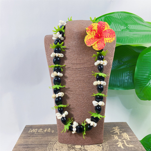 Collar de nueces de kukui acrílico con caparazón y pétalo de flores puka