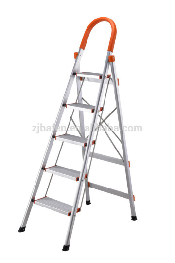 Foldable aluminium ladders