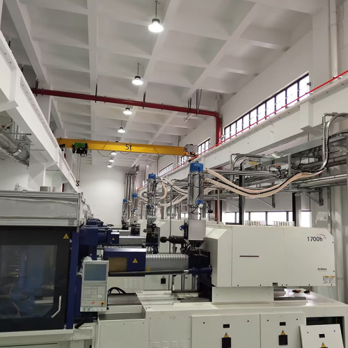 Bahan Plastik Otomatis Sistem Pemberian Makanan Pusat