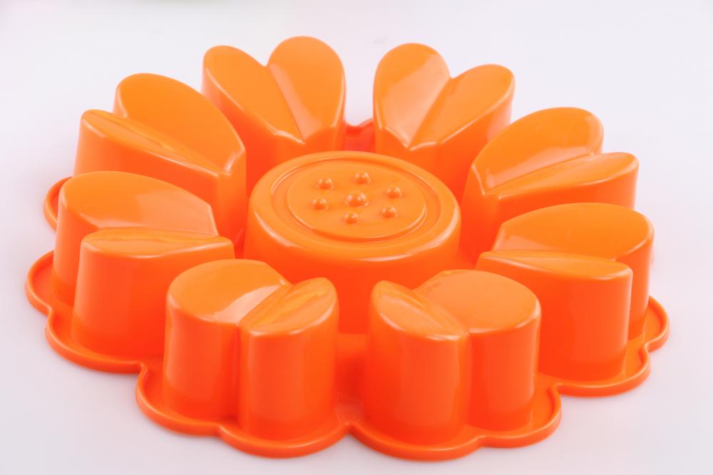 Cake mold in flower shaped