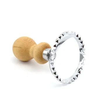 Wholesale Kitchen Utensils: Discover the Perfect Zinc Alloy Biscuit Mould, Dumpling Wrappers, and Cookie Cutters
