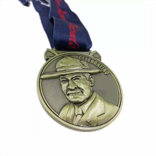 Medallas de personajes 3D personalizados de Copper Award