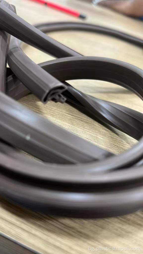 PVC уплътняваща лента на врата и прозорец