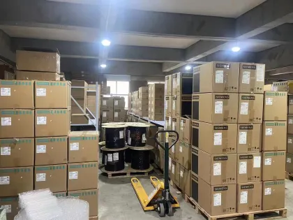 Brand New Original Lenze I5MASAV000000S in Stock