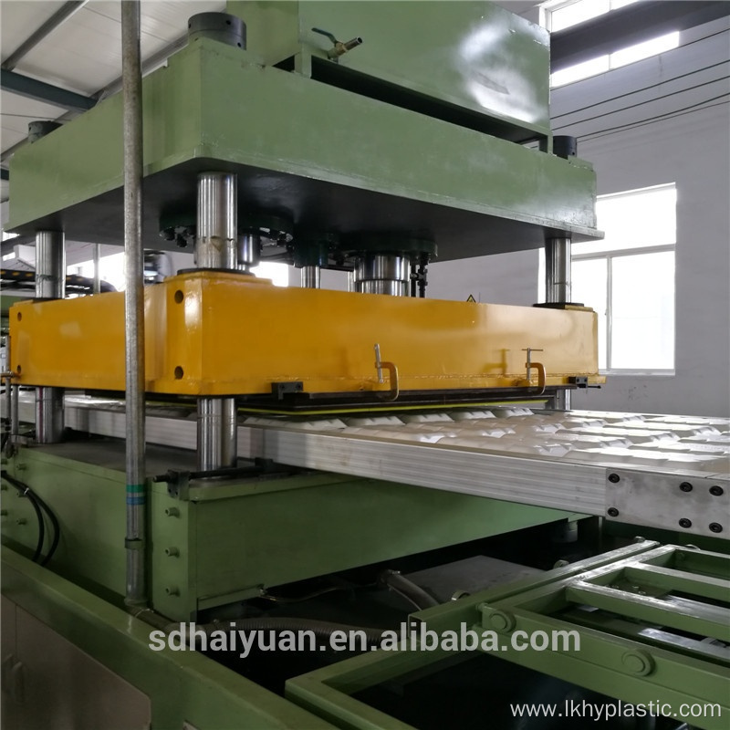 Machine for Making Disposable Foam Plate