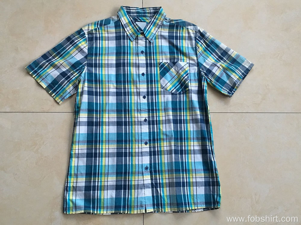 Man Short Sleeve Plaid Shirt