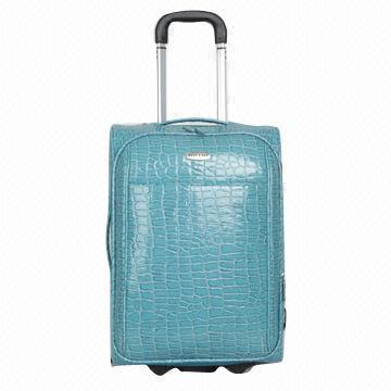 3-piece trolley set, made of crocodile PVC, measures 20, 24, 28, inches