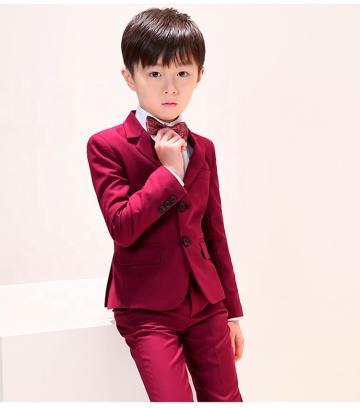 Formal suit for children in fashion for kids and it can be worn in any important occasions.