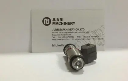 IWP023 gasoline injector Magneti Marelli PICO fuel injector 214310002310 VW Golf/ Po aftermarket instalation on low BHP engines.