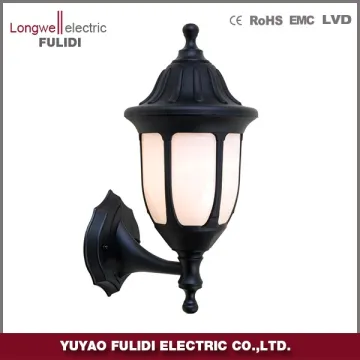 P211 garden lantern outdoor light,plastic E27 lampholder energy saving lamp IP44