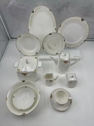 Customized ceramic tableware sets