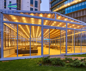 LIHUE PVC Waterproof Pergola: Folding Retractable Sunshade System for Balconies and Gardens