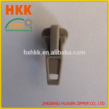 No.5 Plastic slider for nylon zipper