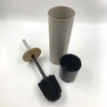 Brush e suporte do banheiro de bambu e limpeza profunda