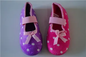 With the elastic plastic shoes of the girls