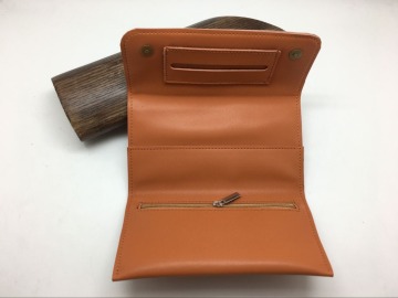 China wholesale leather cigarette case tobacco pouch with magnetic button