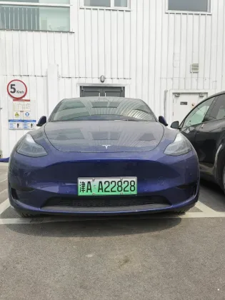 Chinese-Made Long-Endurance Electric SUV: Used Tesla Model Y