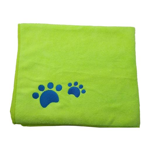 Soft Material Pet Microfiber Embroidery Bath Towel