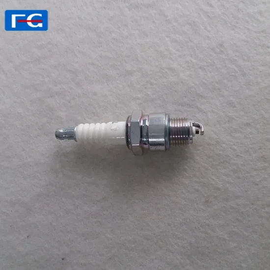 BP7HS OEM 5111 Removable Nut Engine Spark Plug for Outboard Motorboat