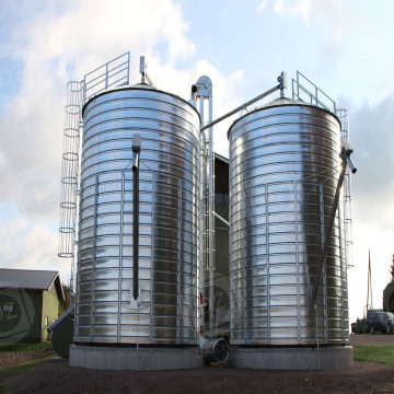 Steel plate silo for feed storage