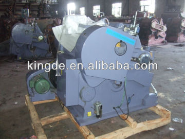 Semi-automatic cardboard partition machine