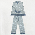 Pijama de algodón estampado gris