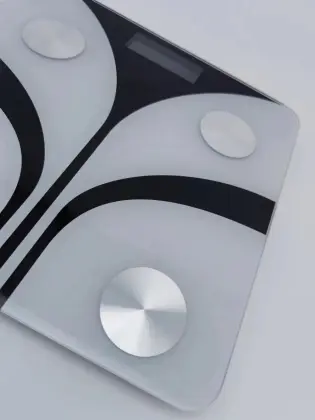 HOUSEHOLD electronic body weight scale