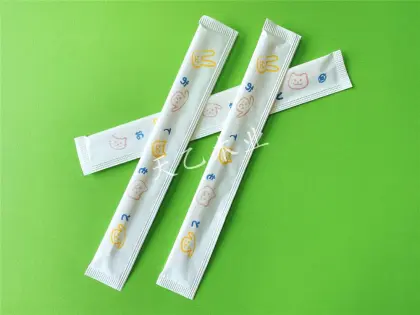 Disposable wooden chopsticks aspen chopsticks paper sealed