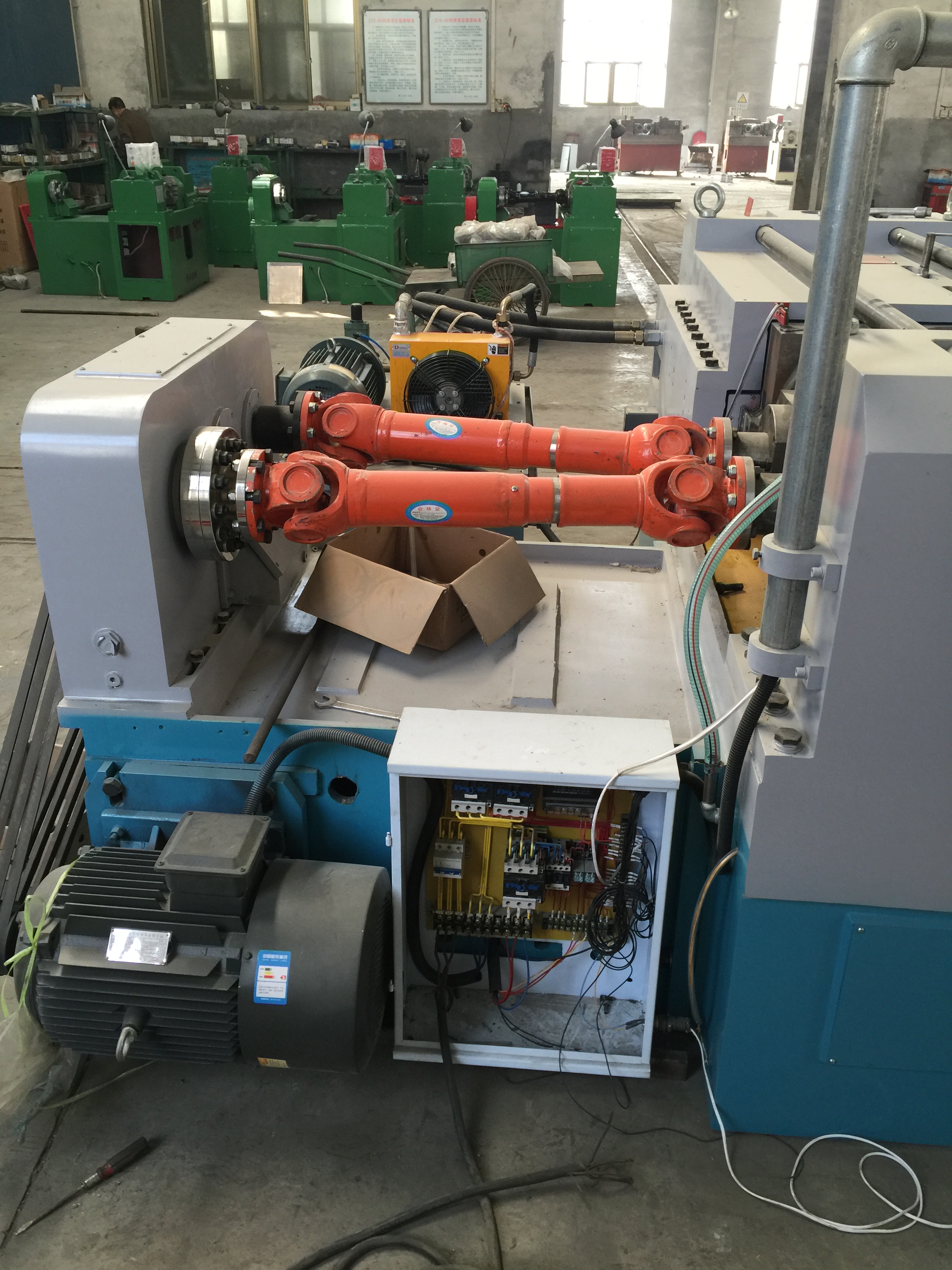 thread rolling machine