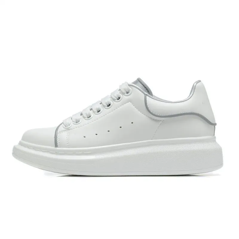 Hot Selling Sports Basketball Shoes