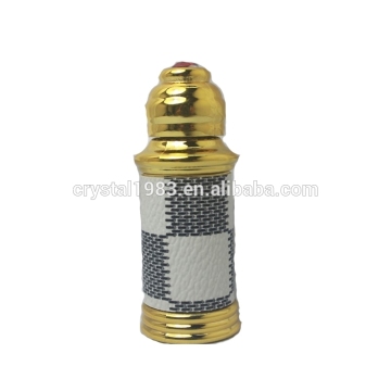 OEM latest novel design cosmetic glass bottle with golden plastic shell